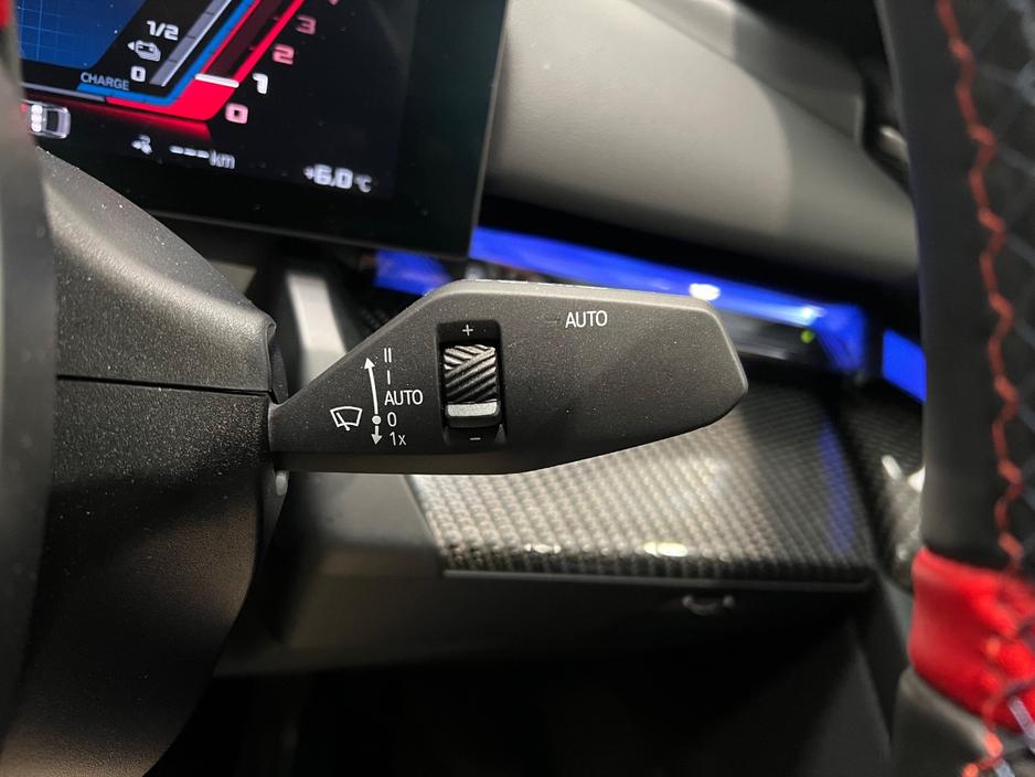 2025 BMW M5 4.5L Petrol Plug-in Hybrid For Sale Images