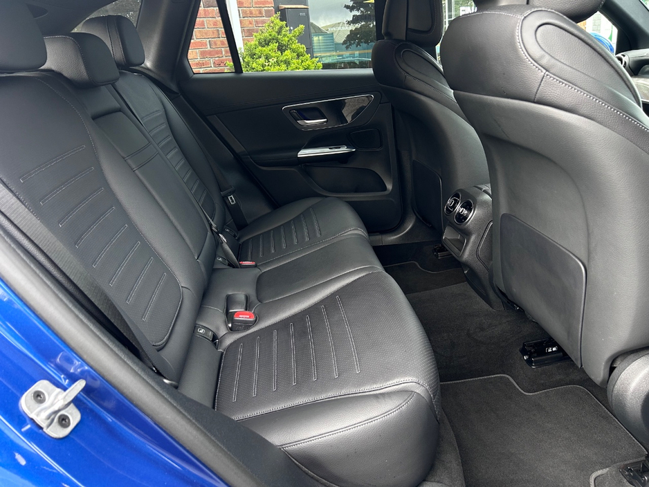 2023 Mercedes-Benz GLC Class 2L Petrol Plug-in Hybrid For Sale Images