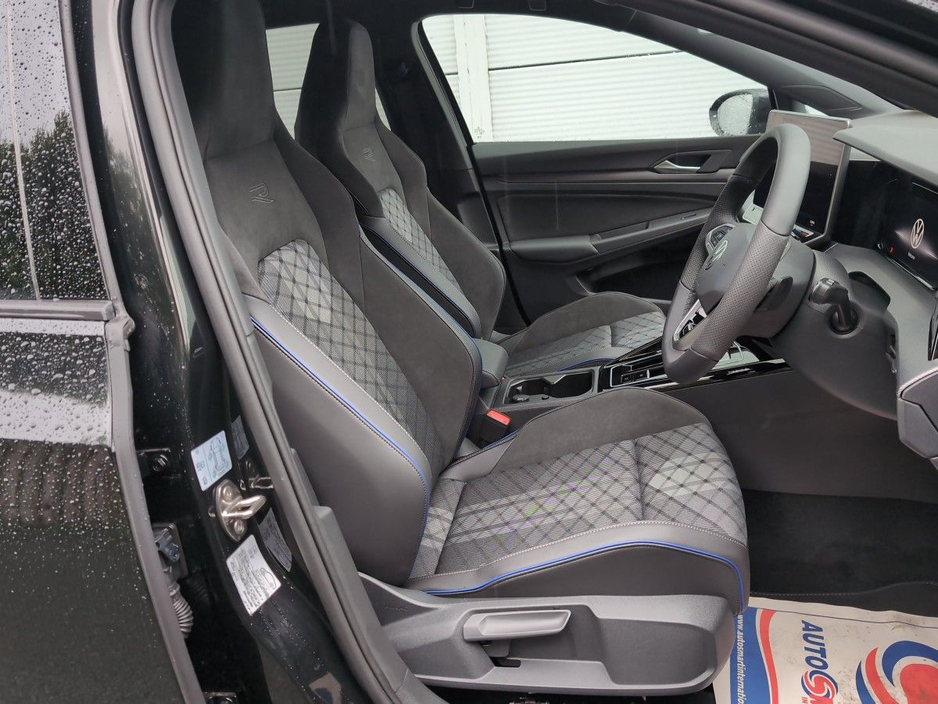 2026 Volkswagen Golf 2L Diesel For Sale Images