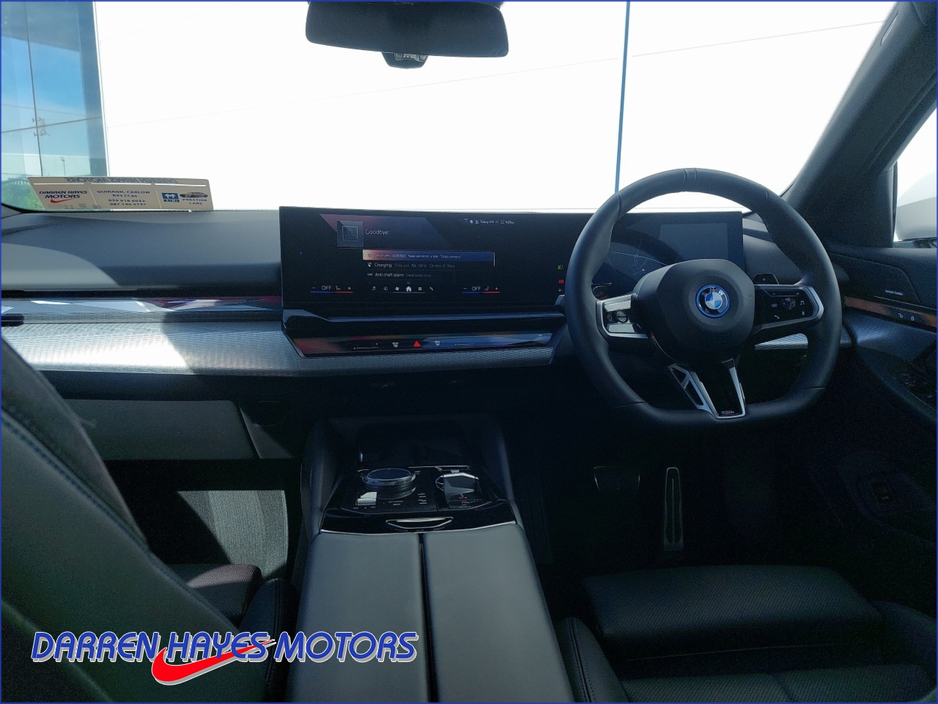 2025 BMW 5 Series 2L Petrol Plug-in Hybrid For Sale Images