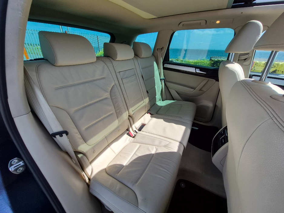 2014 Volkswagen Touareg 3L Diesel For Sale Images