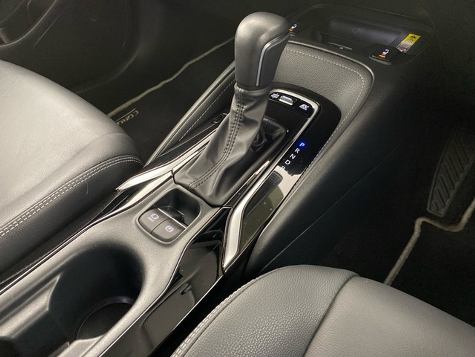 Toyota Corolla Sol Hybrid Saloon — thumbnail 15