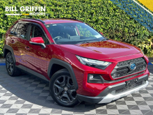Toyota Rav4 2.5 HYBRID // LEATHER HEATED & COOLED SEATS // BLUETOOTH MUSIC // ADAPTIVE CRUISE CONTROL