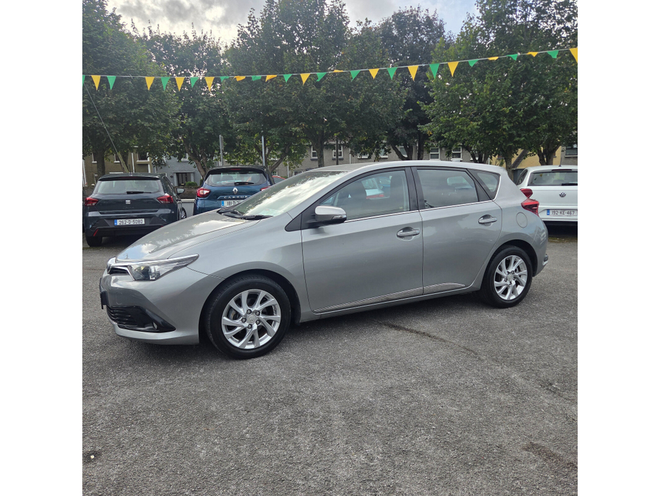 2016 Toyota Auris 1.2L Petrol For Sale Images