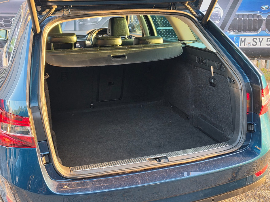 2018 Skoda Superb 2L Diesel For Sale Images