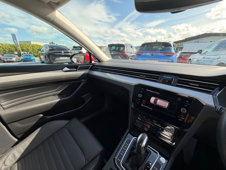 2022 Volkswagen Passat 1.4L Hybrid For Sale Images