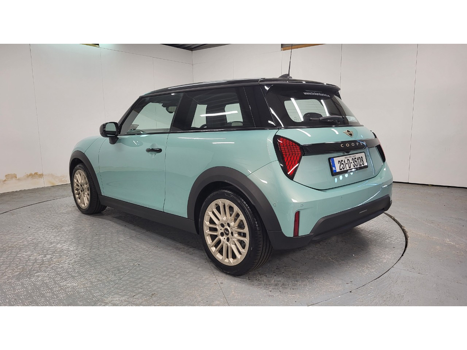 2025 MINI Cooper 1.5L Petrol For Sale Images
