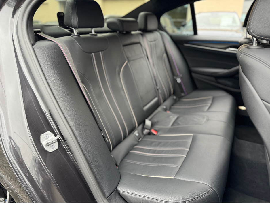2023 BMW 5 Series 2.0L Petrol Plug-in Hybrid For Sale Images