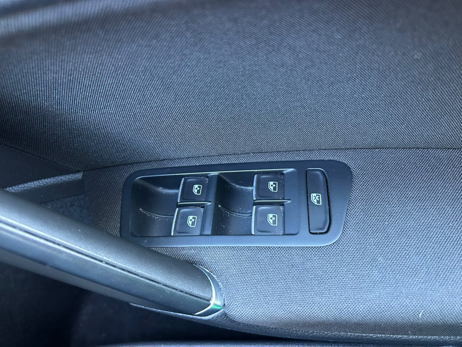 2019 Volkswagen Golf 1.6L Diesel For Sale Images