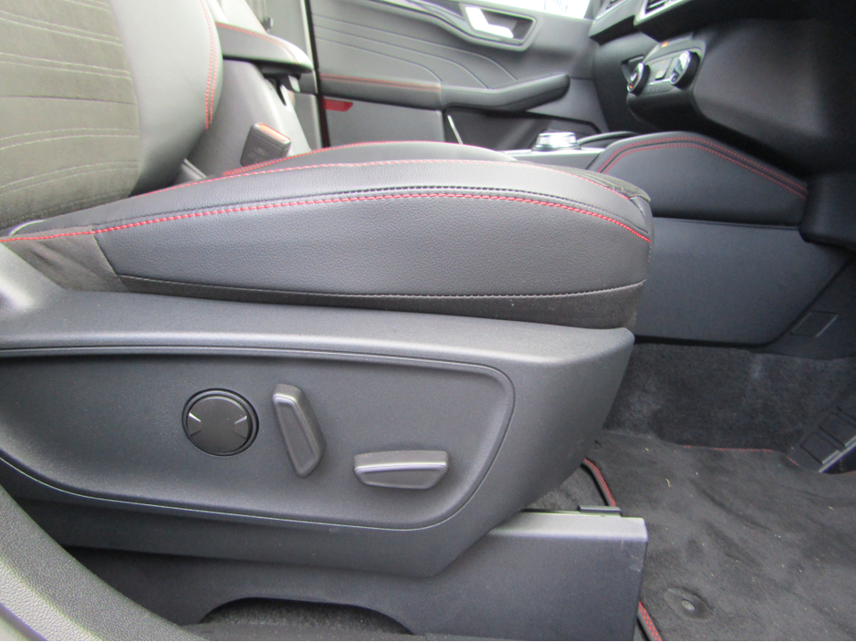 2025 Ford Kuga 2.5L Petrol Plug-in Hybrid For Sale Images