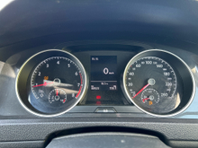2021 Volkswagen Golf 1L Petrol For Sale Images