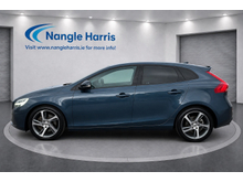 2018 Volvo V40 2L Diesel For Sale Images
