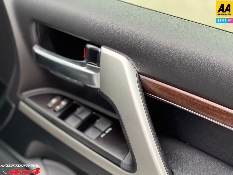 2022 Toyota Landcruiser 4.5L Diesel For Sale Images