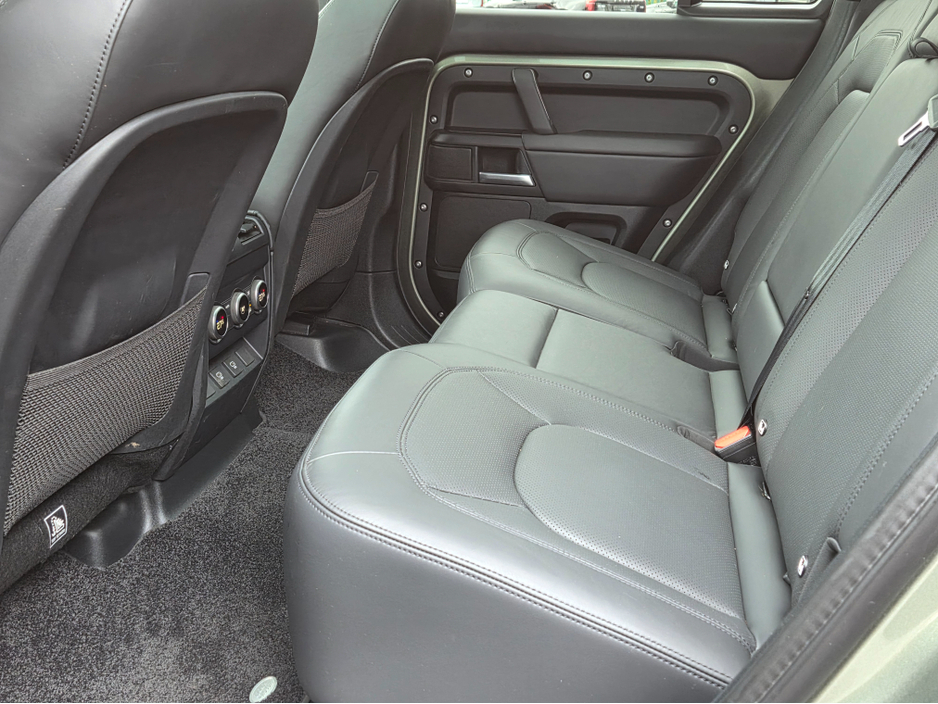 2024 Land Rover Defender 2L Petrol Plug-in Hybrid For Sale Images