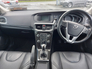2017 VOLVO V40 D2 MOMENTUM ED 5DR