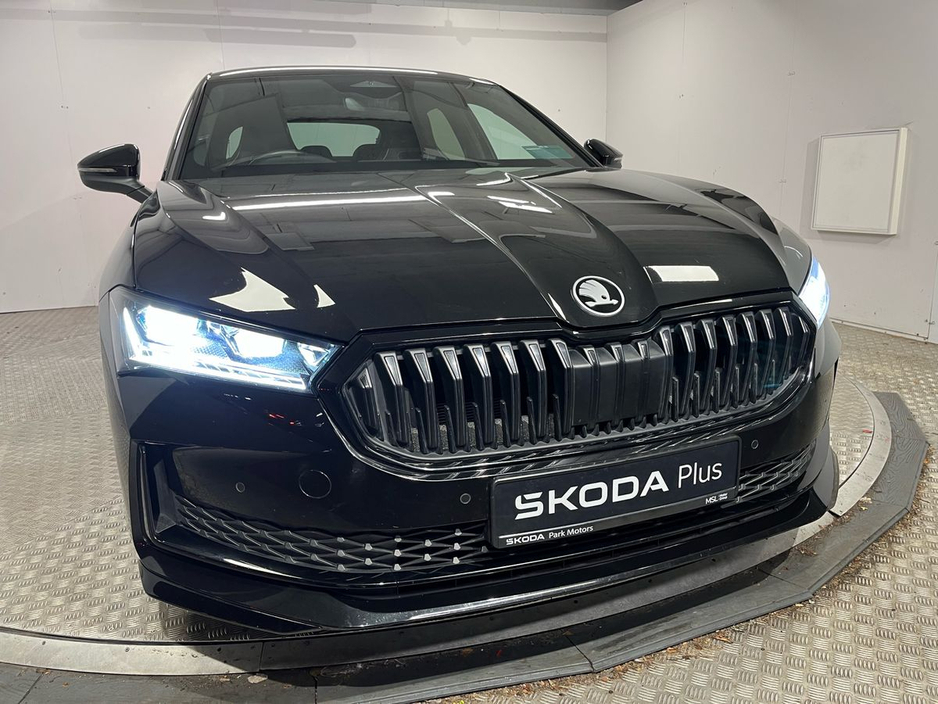Skoda Superb Sportline DSG 2.0TDI 150BHP - Reversing Camera - Ambient Lighting - Climate Control - Electric Heated Memory Seats - Keyless Start - Apple CarPlay/Android Auto — thumbnail 20