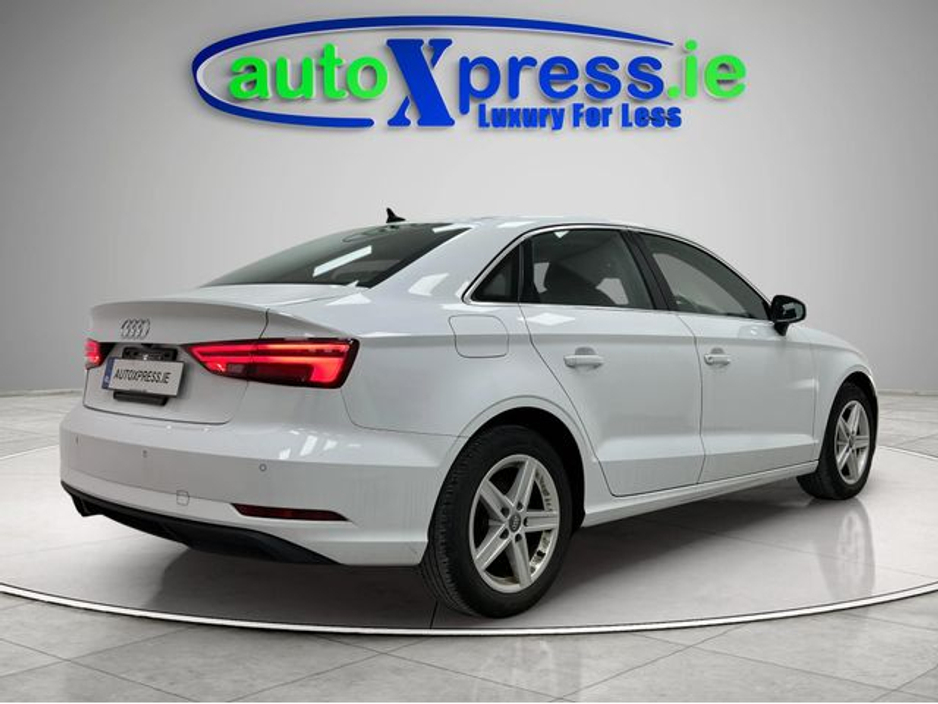 Audi A3 Saloon 1.4 TFSI Automatic — thumbnail 13