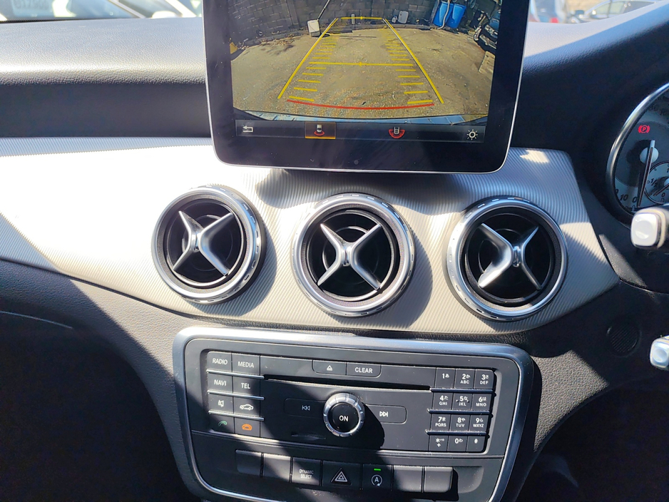 Mercedes-Benz GLA Class 1.6 Petrol Auto — thumbnail 16