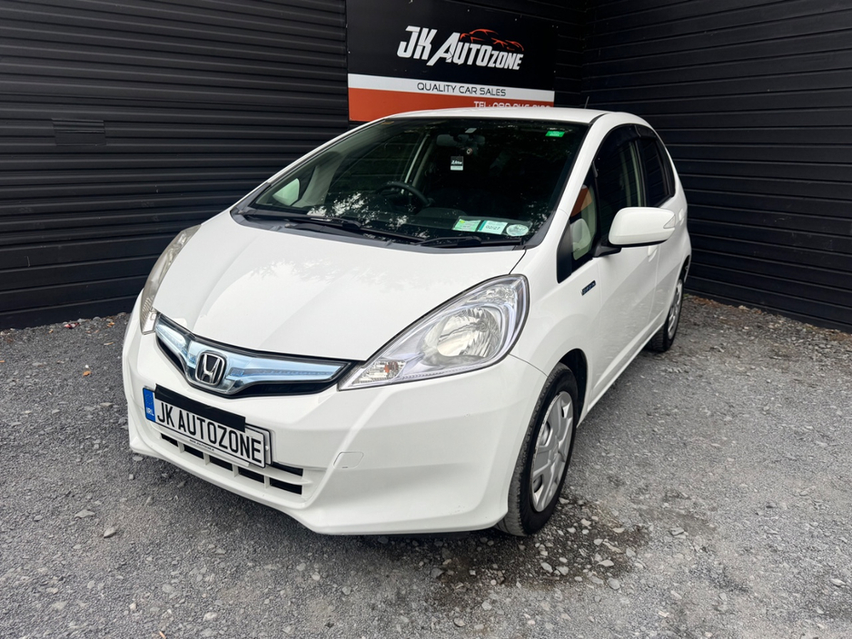 Honda Fit 1.3 HYBRID 5DR AUTO — thumbnail 3