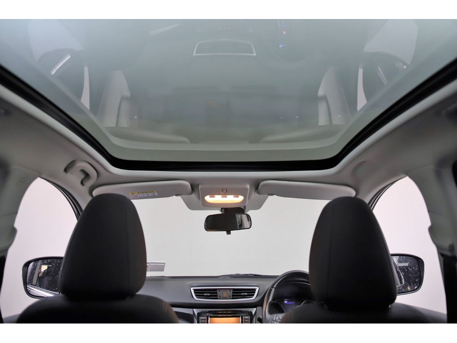 Nissan Qashqai 1.3 PET SE DCT *PANORAMIC ROOF*REVERSE CAM* — thumbnail 25