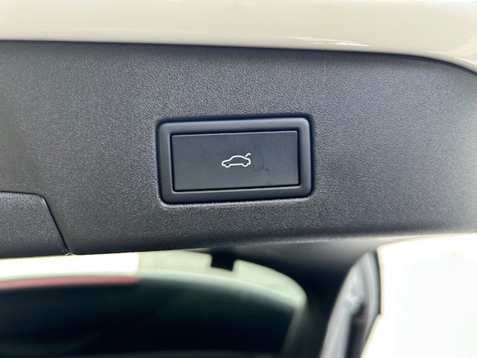 2025 Volkswagen ID.4 1.199L Electric For Sale Images