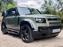 Land Rover Defender 110 X-DYNAMIC HSE *Colossal Specification*