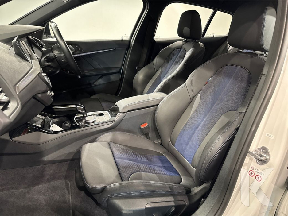 BMW 1 Series HATCHBACK 118I MSPORT - AUTOMATIC 1.5L PETROL TURBO - MSPORT ALLOY WHEELS - HALF LEATHER - MSPORT STITCHING/BADGING - DIGITAL DASH - REAR CAMERA/PARKI — thumbnail 24