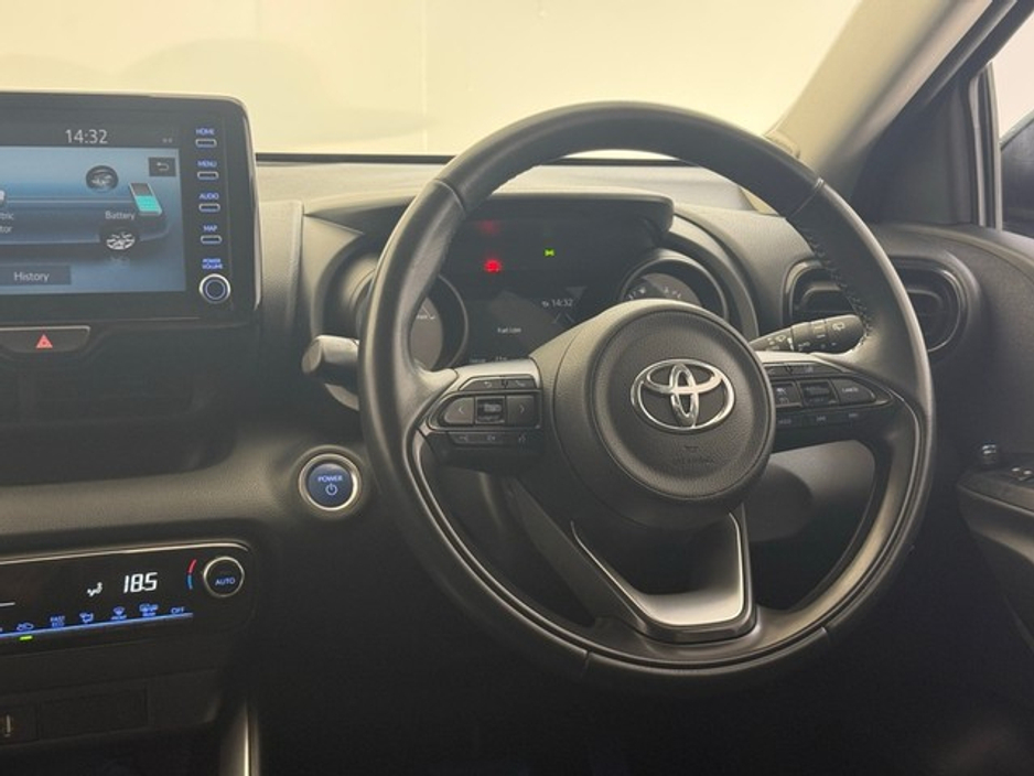 Toyota Yaris Luna Sport Hybrid — thumbnail 9