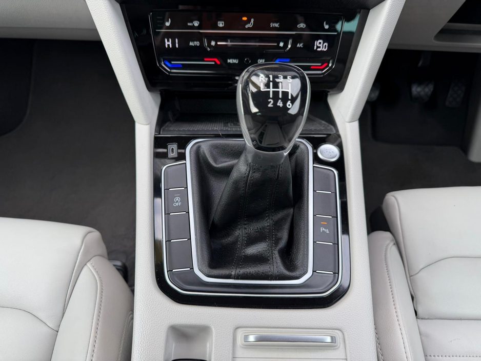 2021 Volkswagen Passat 2L Diesel For Sale Images