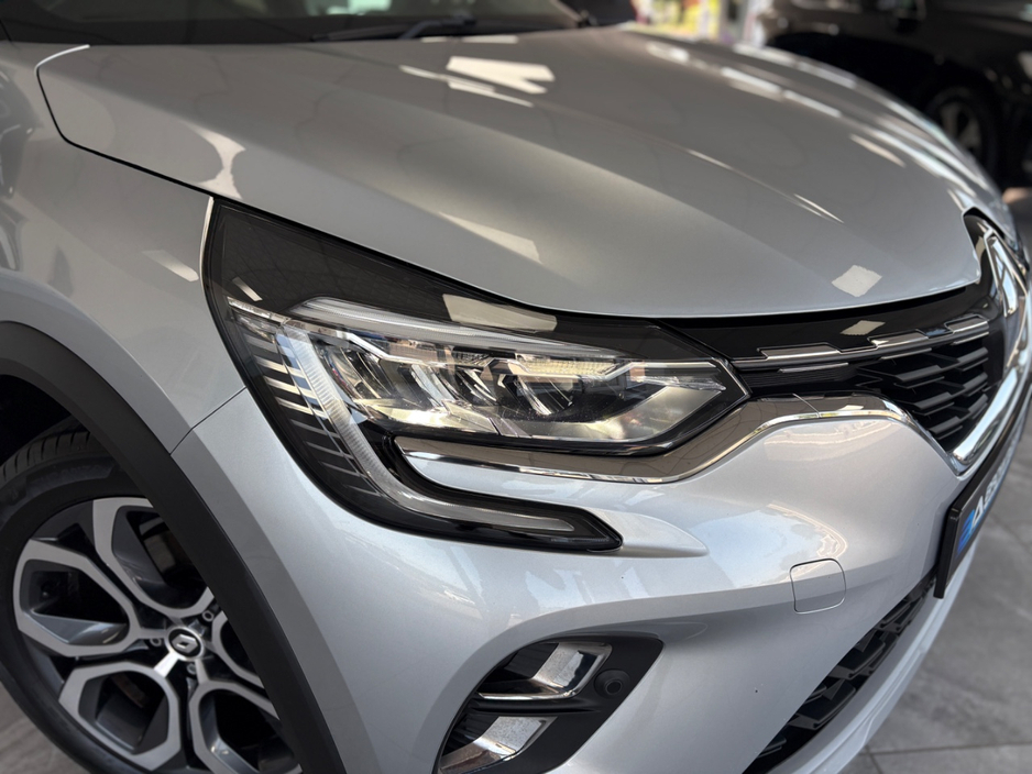 2023 Renault Captur 1.6L Hybrid For Sale Images