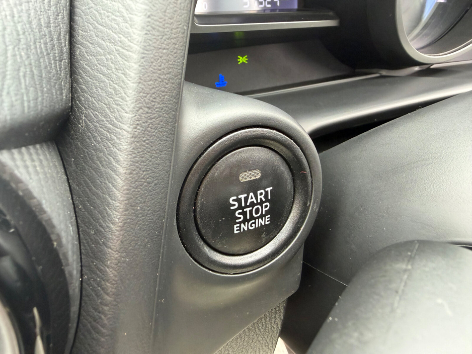 Mazda Demio — thumbnail 13