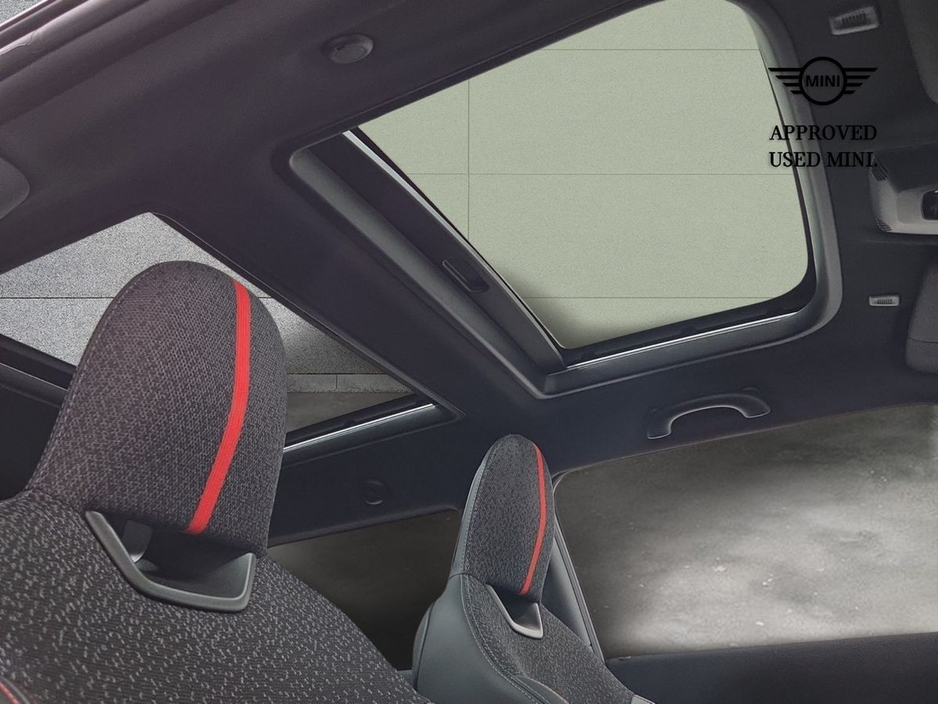 2026 MINI Hatch 2L Petrol For Sale Images