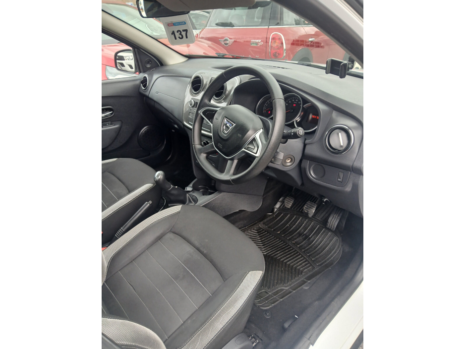 2017 Dacia Sandero Stepway 1.5L Diesel For Sale Images