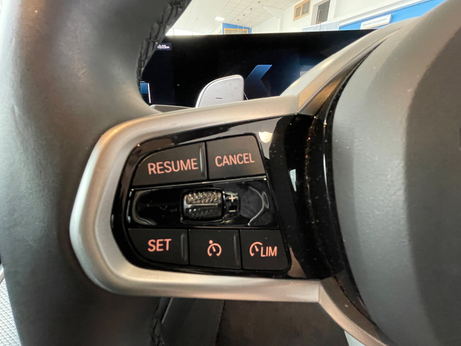 2025 BMW 3 Series 2L Petrol Plug-in Hybrid For Sale Images