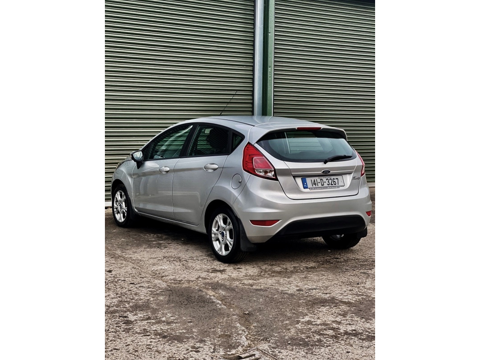 Ford Fiesta ZETEC 1.25 60PS M5 4DR MCA — thumbnail 7