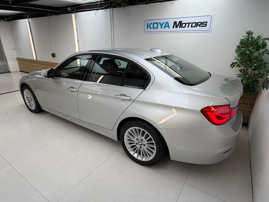 BMW 3 Series 320D SE LUXURY DIESEL AUTOMATIC // FULL HEATED ELECTRIC LEATHER // LANE ASSIST // PRIVACY PACK // STUNNING EXAMPLE // AA APPROVED 2026 — thumbnail 10