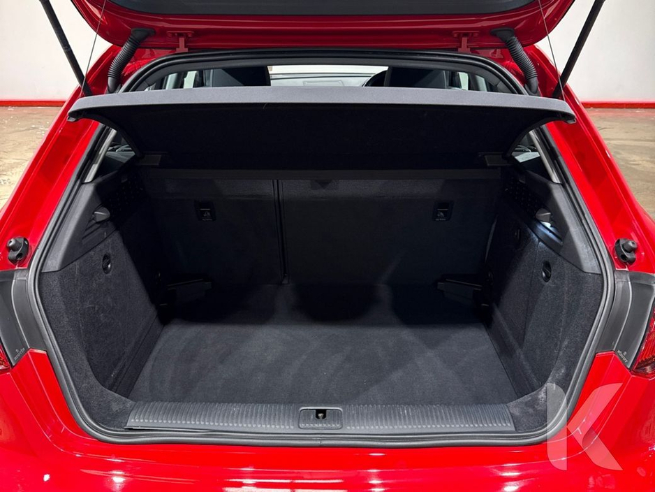 Audi A3 1.4 TFSI AUTOMATIC - FACTORY ALLOYS - CRUISE CONTROL - DIGITAL DASH - REAR CAMERA/PARKING RADAR — thumbnail 13