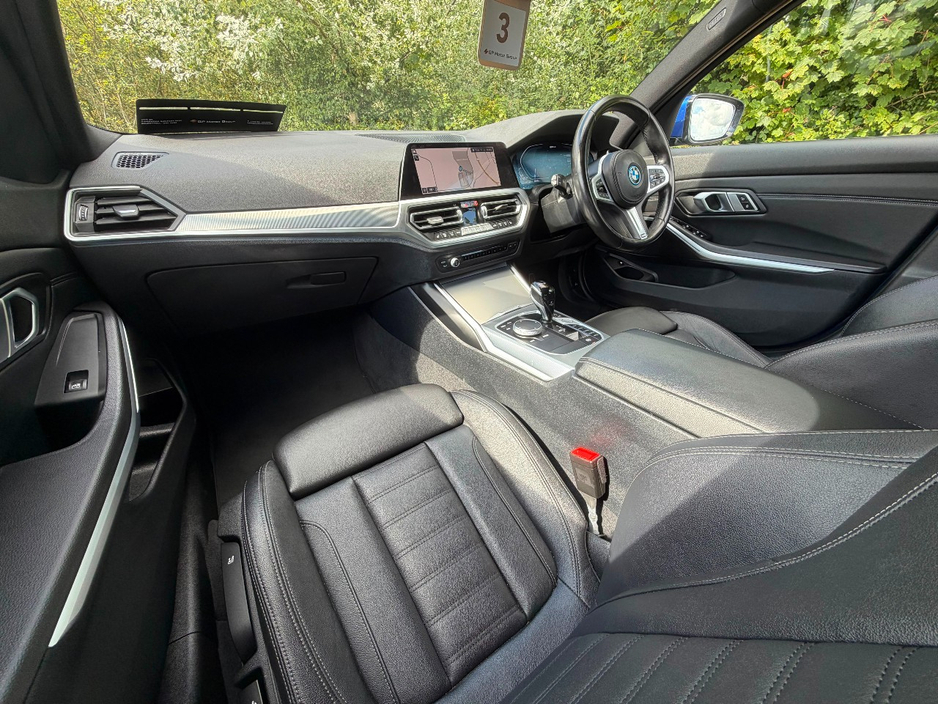 BMW 3 Series 330E M SPORT M PERFORMANCE *1 YEAR WARRANTY* — thumbnail 19