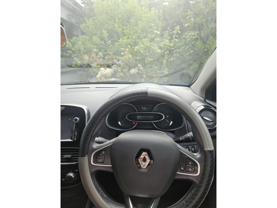 Renault Clio IV DYNAMIQUE NAV 1.2 PETR — thumbnail 16