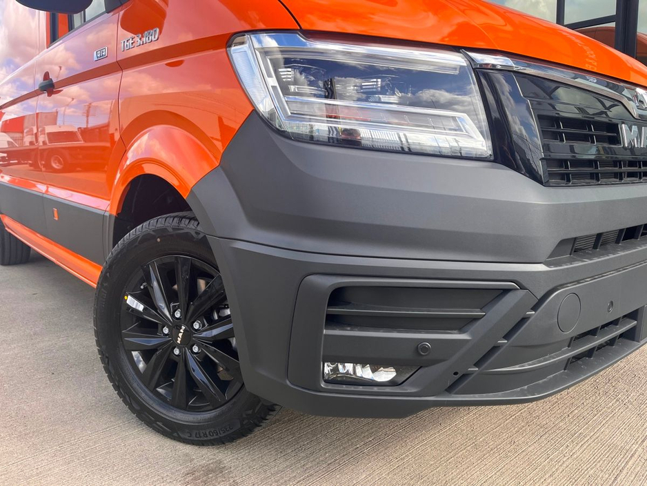 2026 MAN TGE 2L Diesel For Sale Images