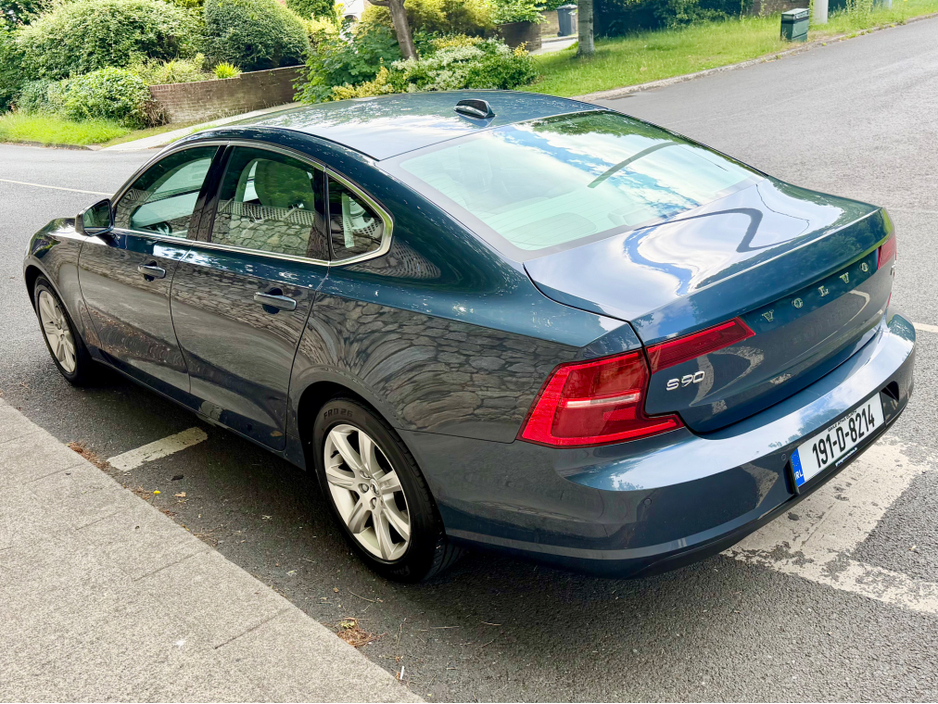 2019 Volvo S90 2L Diesel For Sale Images