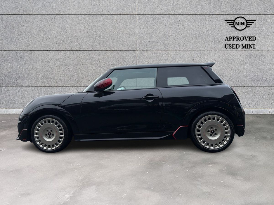 2025 MINI Hatch 2L Petrol For Sale Images