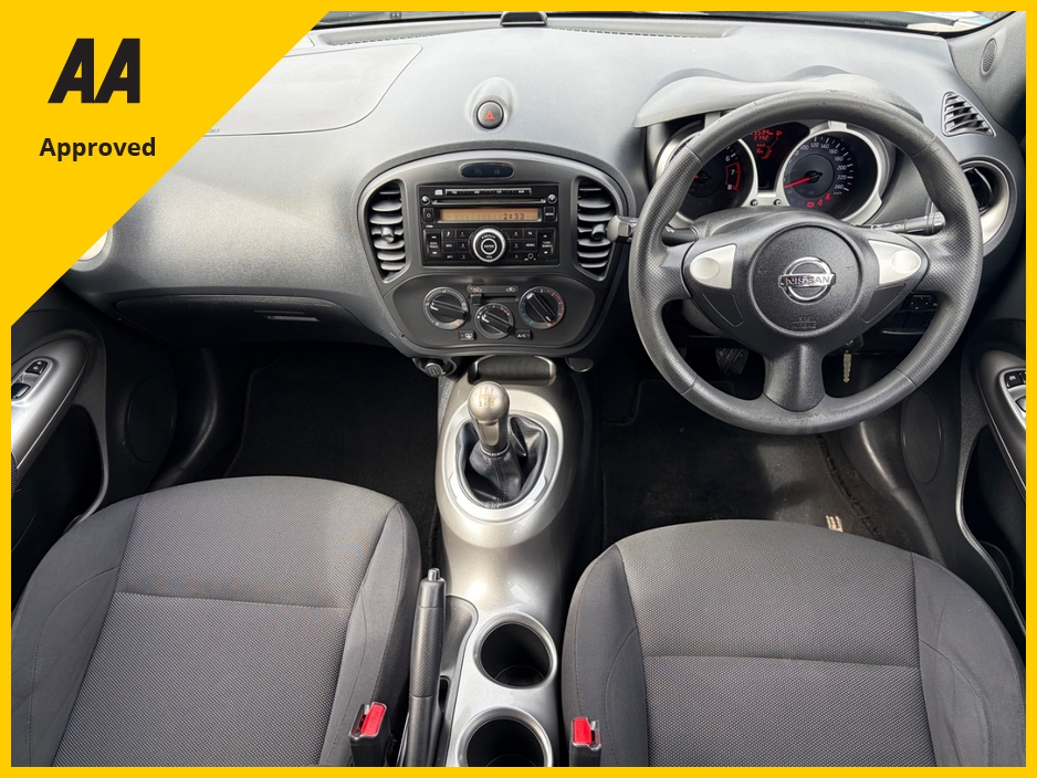 Nissan Juke 1.6 XE '13 4DR — thumbnail 2