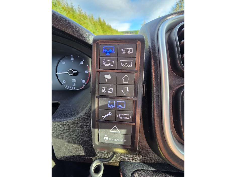 2022 Carthago C1-Tourer 2.3L Diesel For Sale Images