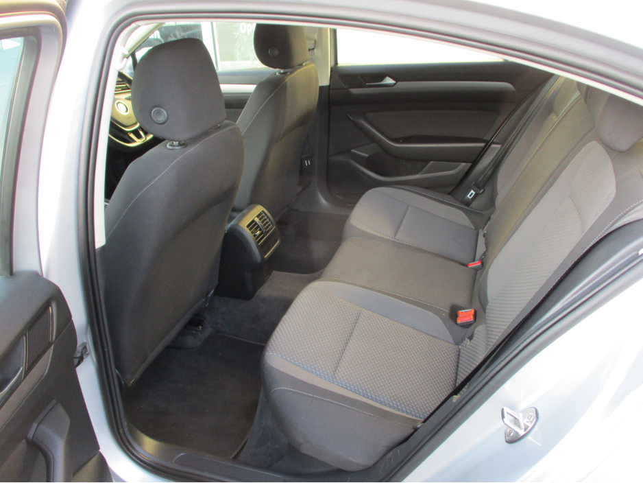 2018 Volkswagen Passat 1.6L Diesel For Sale Images