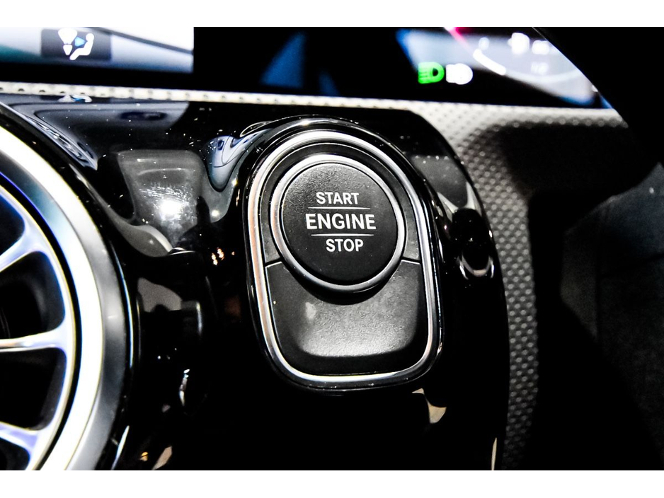 2026 Mercedes-Benz A Class 1.3L Petrol Plug-in Hybrid For Sale Images