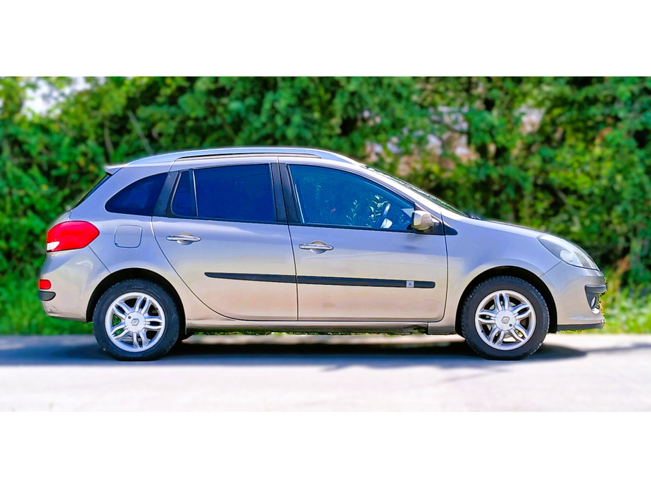 2009 Renault Clio 1.1L Petrol For Sale Images
