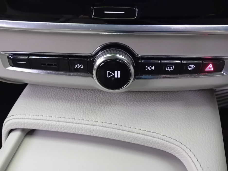 2018 Volvo S90 2L Diesel For Sale Images