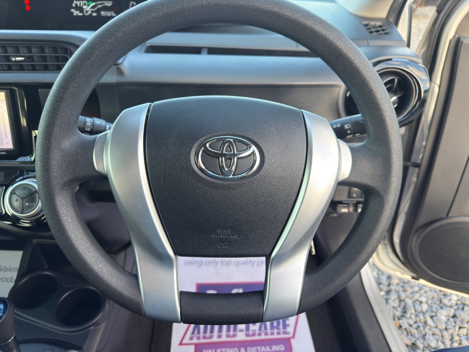 Toyota Aqua 1.5 Petrol Hybrid Automatic — thumbnail 19