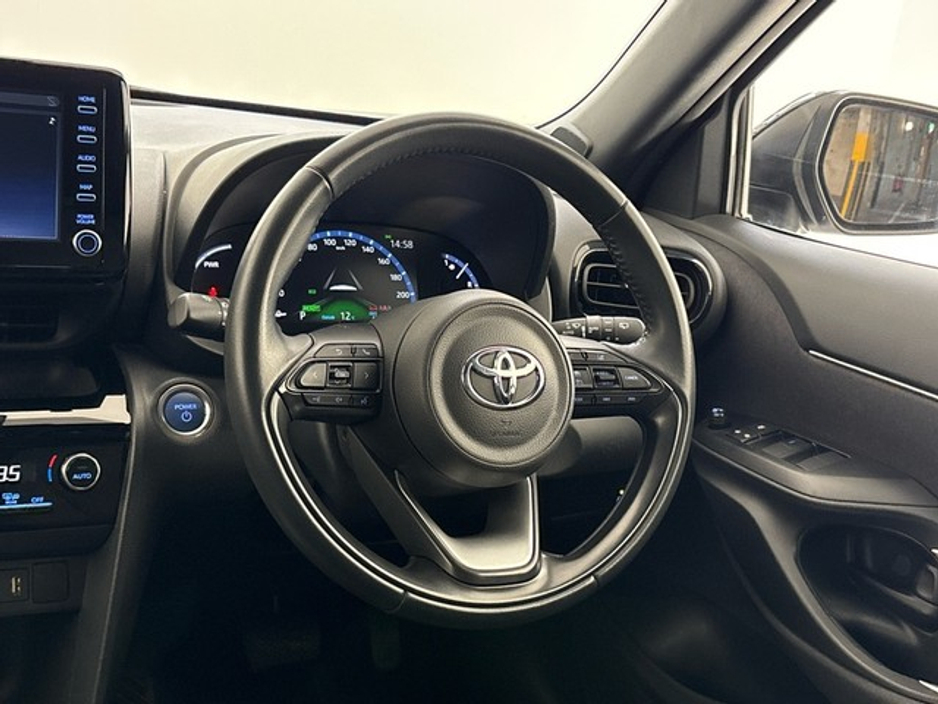 Toyota Yaris Cross Luna Sport Hybrid — thumbnail 9